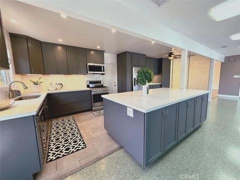 6206 Pontiac San Diego CA 92115