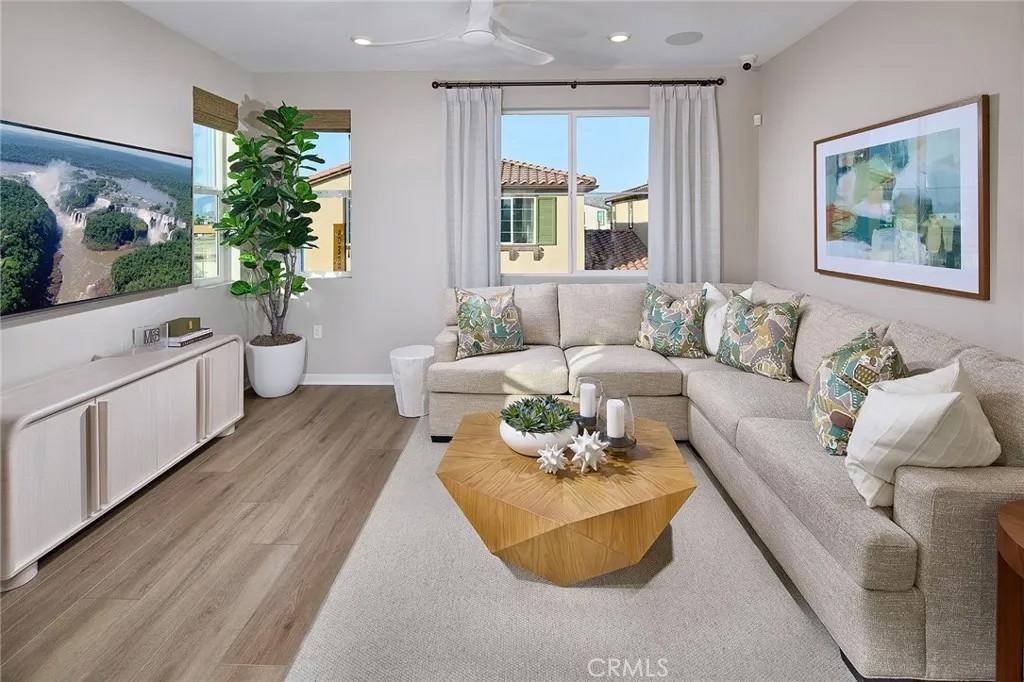 12720 Hampton Avenue