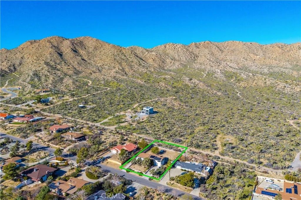 Photo of 54660 Benecia Trail, Yucca Valley, CA 92284 (MLS # JT26003024)