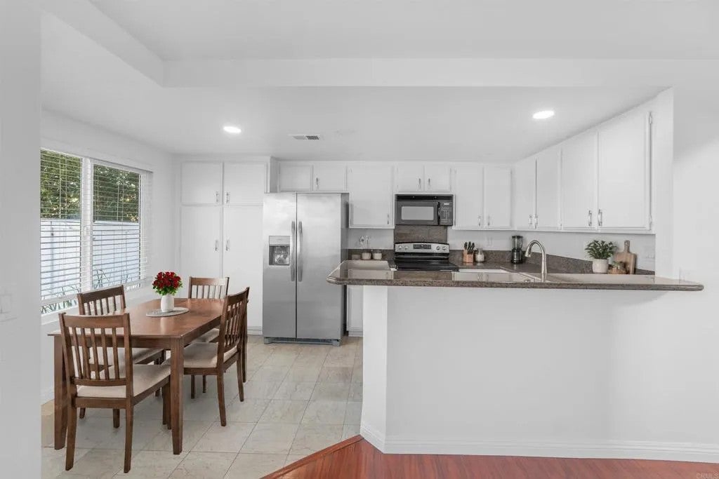10679 Glendover Lane