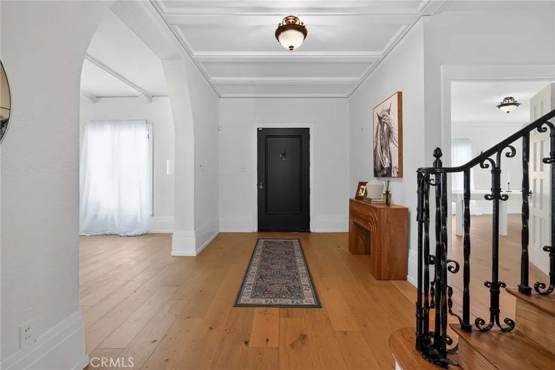 126 N Rossmore