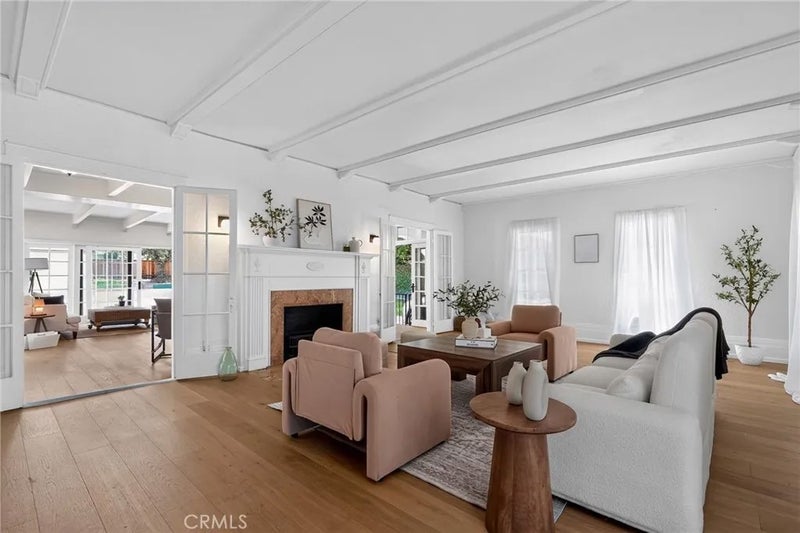 126 N Rossmore