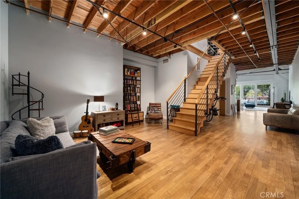 1100 E 3rd Street 205