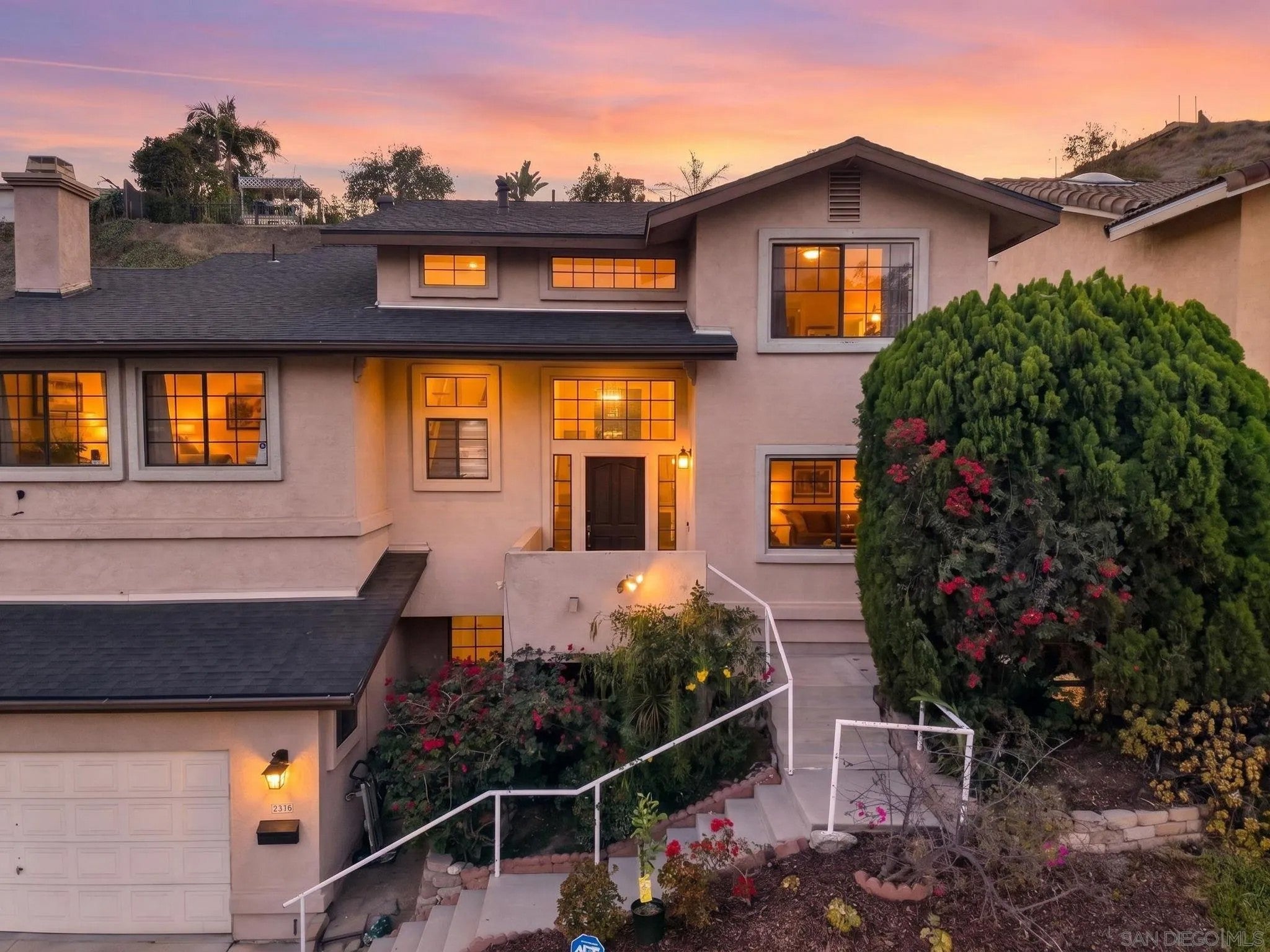 2376 Dusk Dr