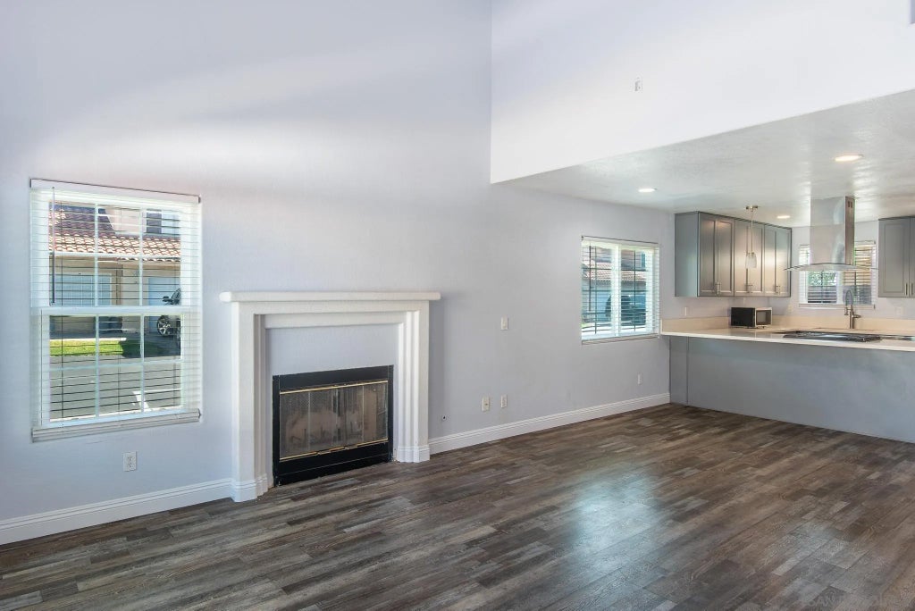 Photo of 1560 Avenida Rosa, Chula Vista, CA 91911 (MLS # 260025894)