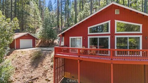 Photo of 11416 Siesta Circle, Clipper Mills, CA 95930 (MLS # OR26084315)