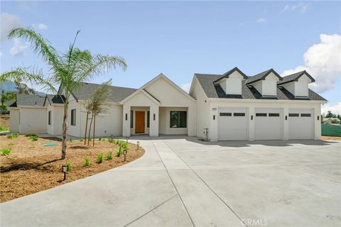 Photo of 35249 Grape Ave, Yucaipa, CA 92399 (MLS # TR26082732)