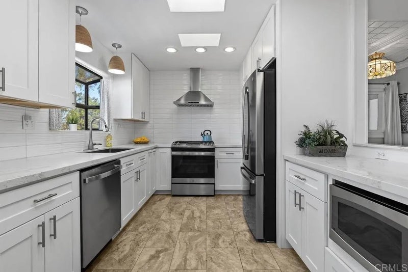 3621 Vista Campana South 105