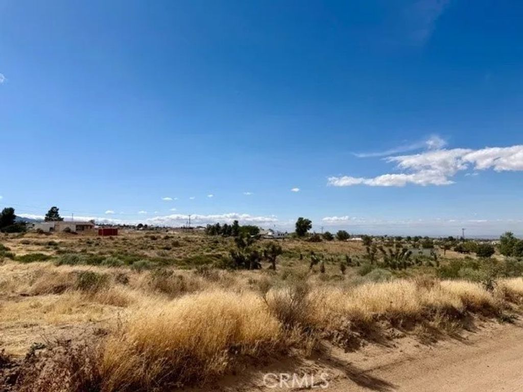 Photo of 0 Ailanthus, Phelan, CA 92371 (MLS # HD26097413)