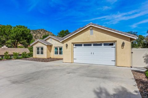 Photo of 15829 Fecanin Way, Ramona, CA 92065 (MLS # 260009730)