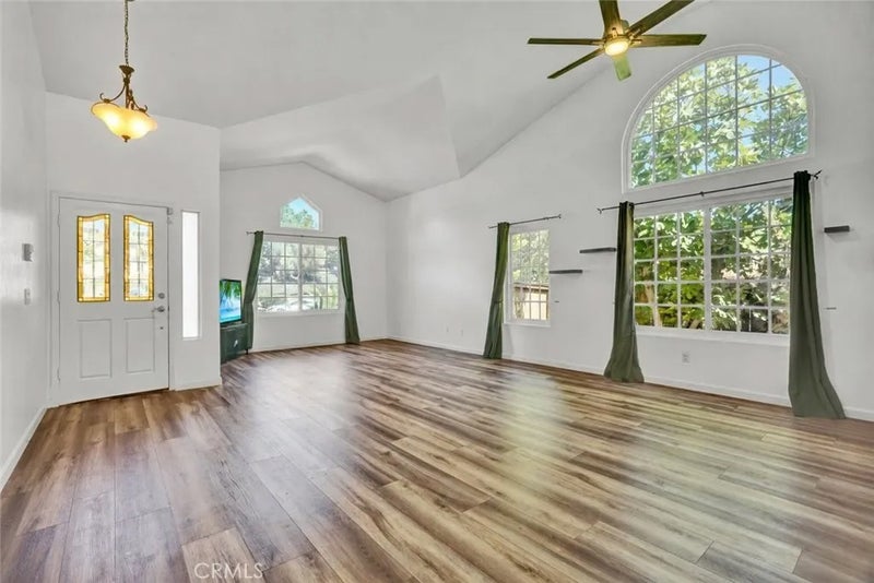 24135 Huntridge