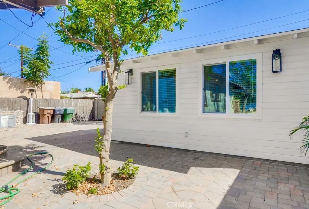 Photo of 554 S Lemon Street #B, Anaheim, CA 92805 (MLS # OC26078973)