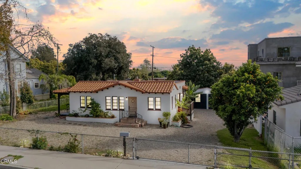 3880 Loma Vista Road