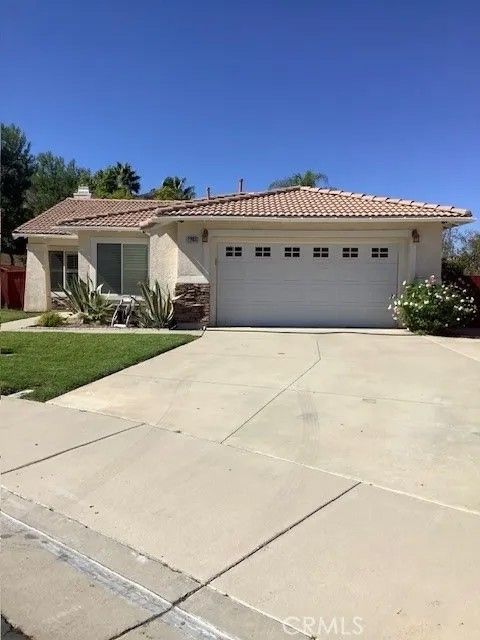 Photo of 22905 Canyon View Drive, Corona, CA 92883 (MLS # RS25246996) Photo of 22905 Canyon View Drive, Corona, CA 92883 (MLS # RS25246996)
