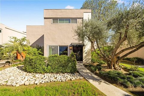 Photo of 573 Fairview Avenue, Arcadia, CA 91007 (MLS # WS26026708)