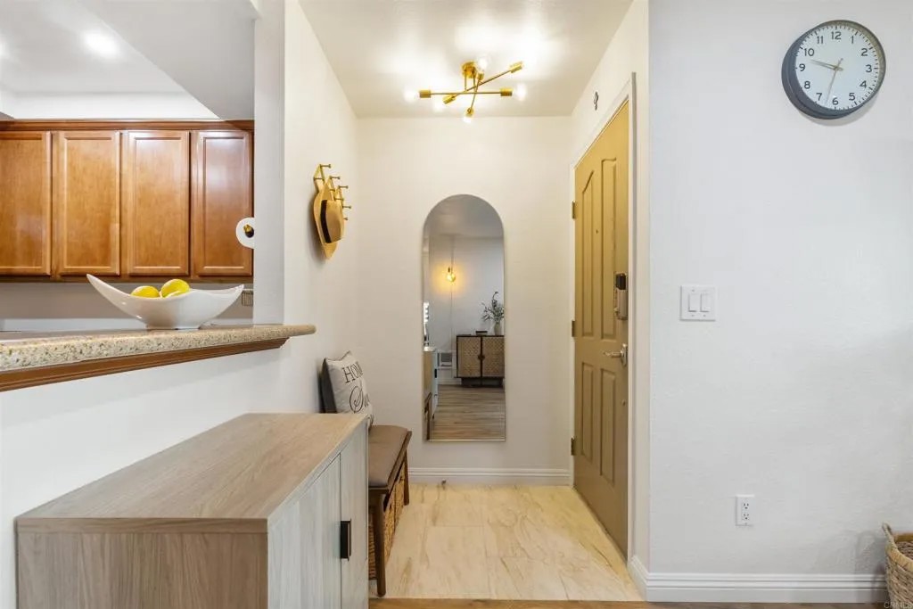 432 Edgehill Lane 74