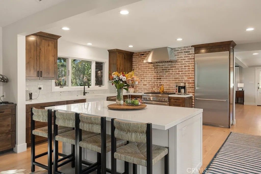 Photo of 2011 Redberry Rd, North Tustin, CA 92705 (MLS # PW26027532)