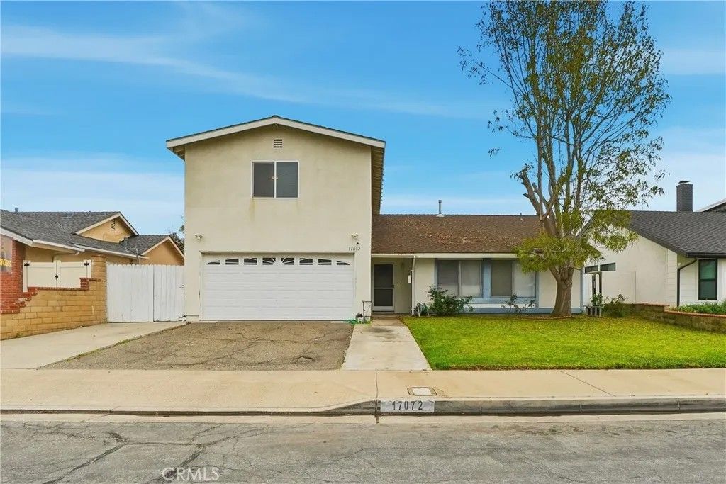 Photo of 17072 Berlin Ln, Huntington Beach, CA 92649 (MLS # CV25280377)