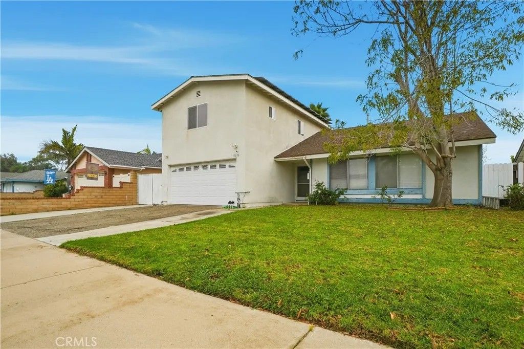 Photo of 17072 Berlin Ln, Huntington Beach, CA 92649 (MLS # CV25280377)