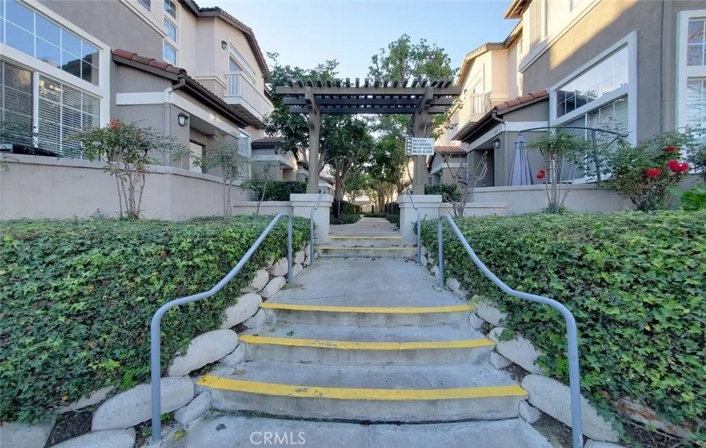 Photo of 13523 Cobblestone Ln, Westminster, CA 92683 (MLS # PW26006521)