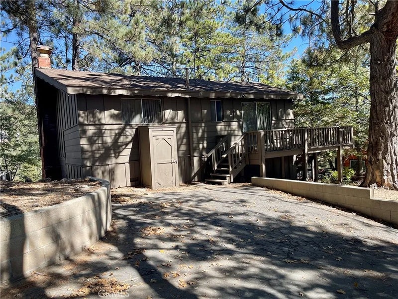 30762 Knoll View