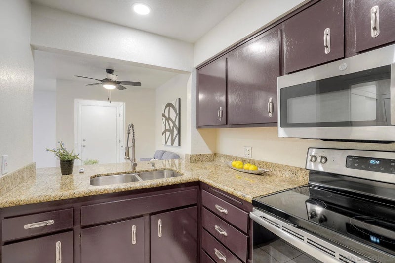 7932 Mission Center D
