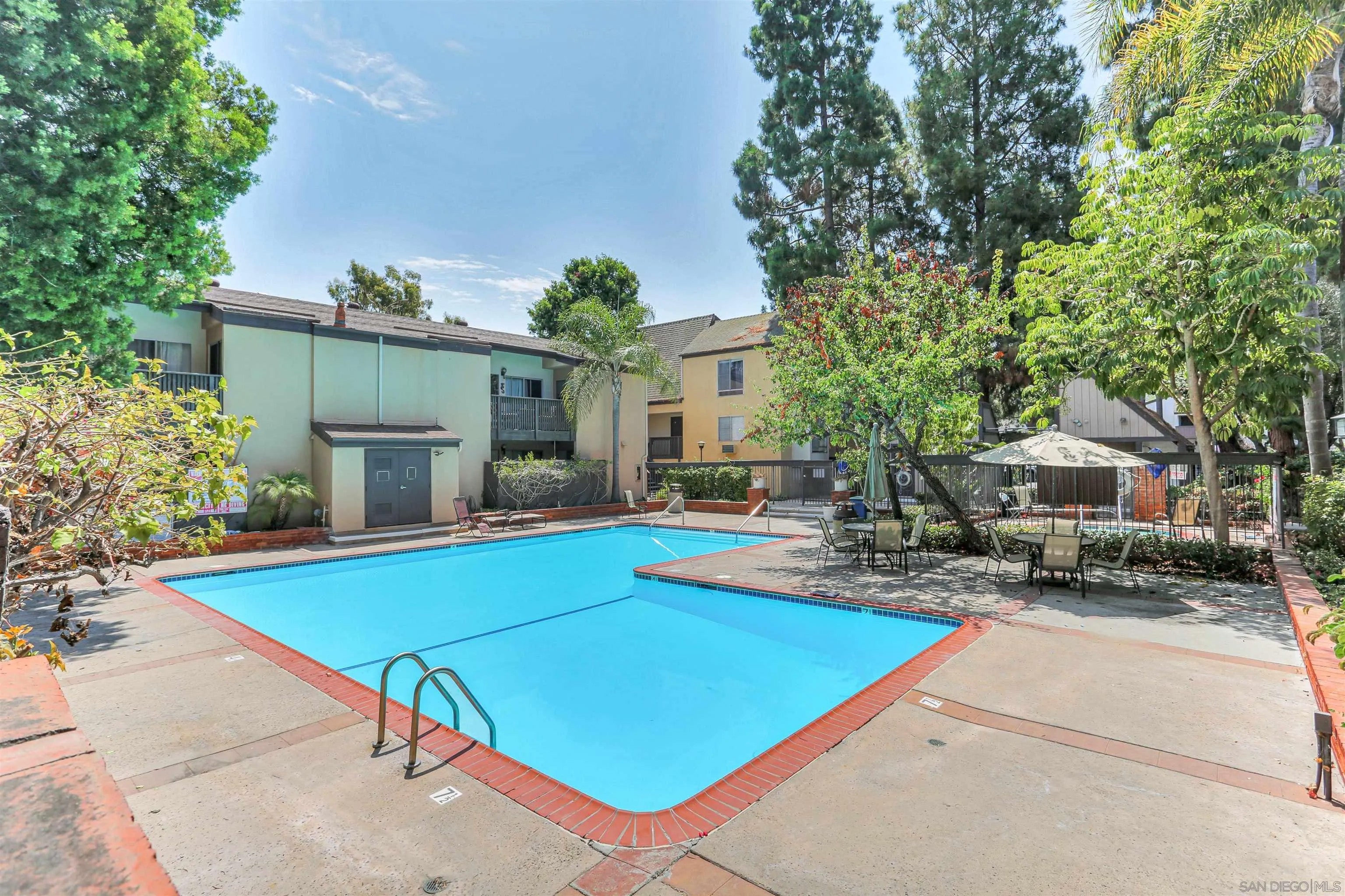 7932 Mission Center D