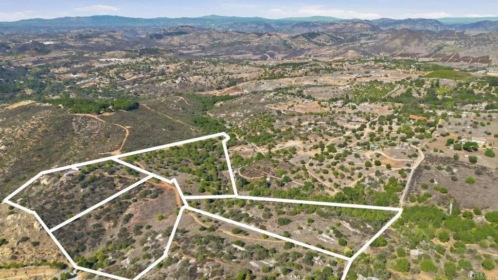 Photo of 12121 Mira Grande Ln, Valley Center, CA 92082 (MLS # NDP2510625)