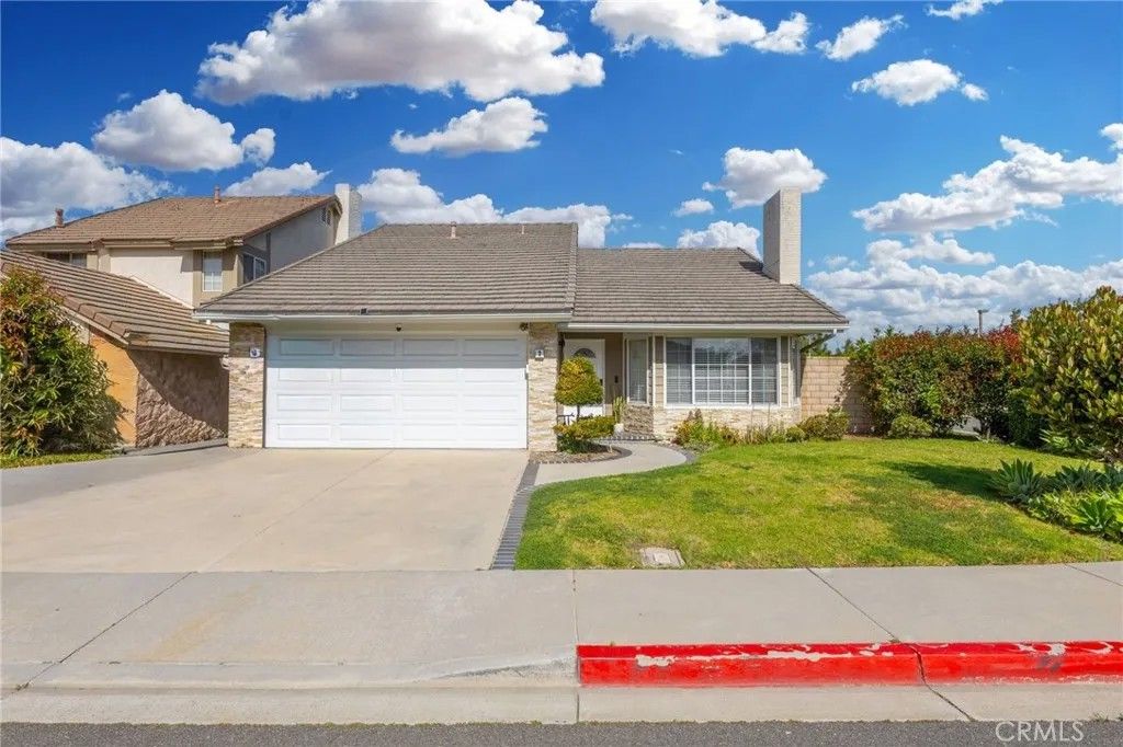 Photo of 2 Shelby, Irvine, CA 92620 (MLS # PW26069490)