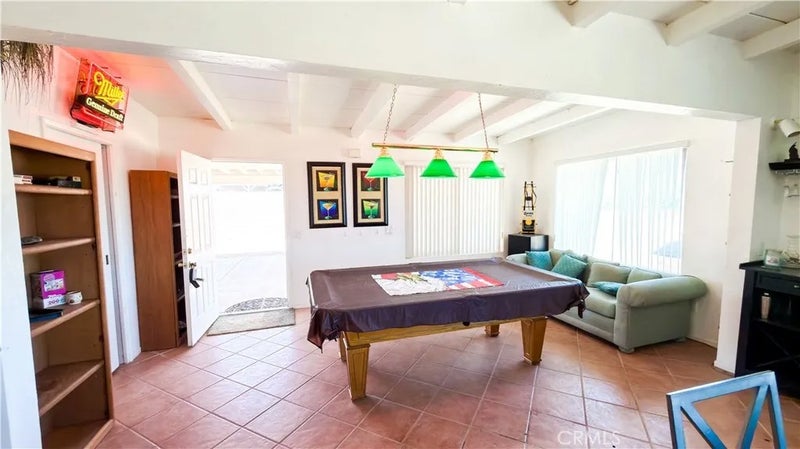 1526 Riviera Dr.