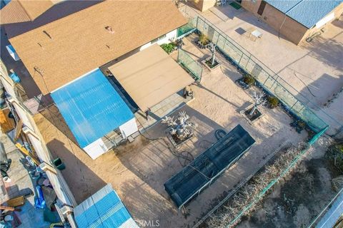 Tiny photo for 5968 Mariposa, 29 Palms, CA 92277 (MLS # JT25245083)