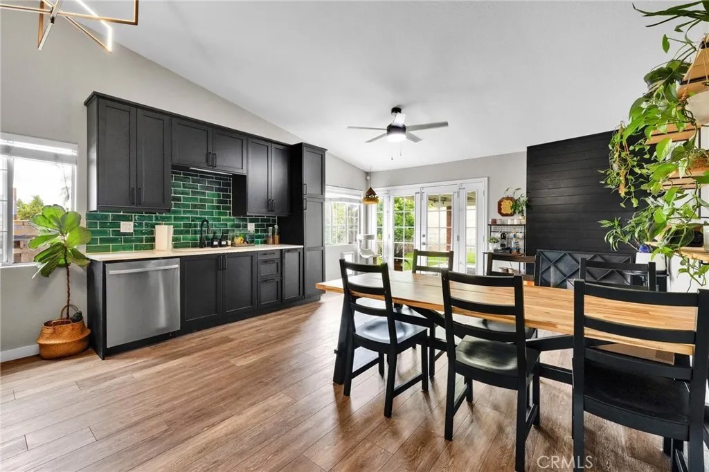 2003 E Cherry Hill Court