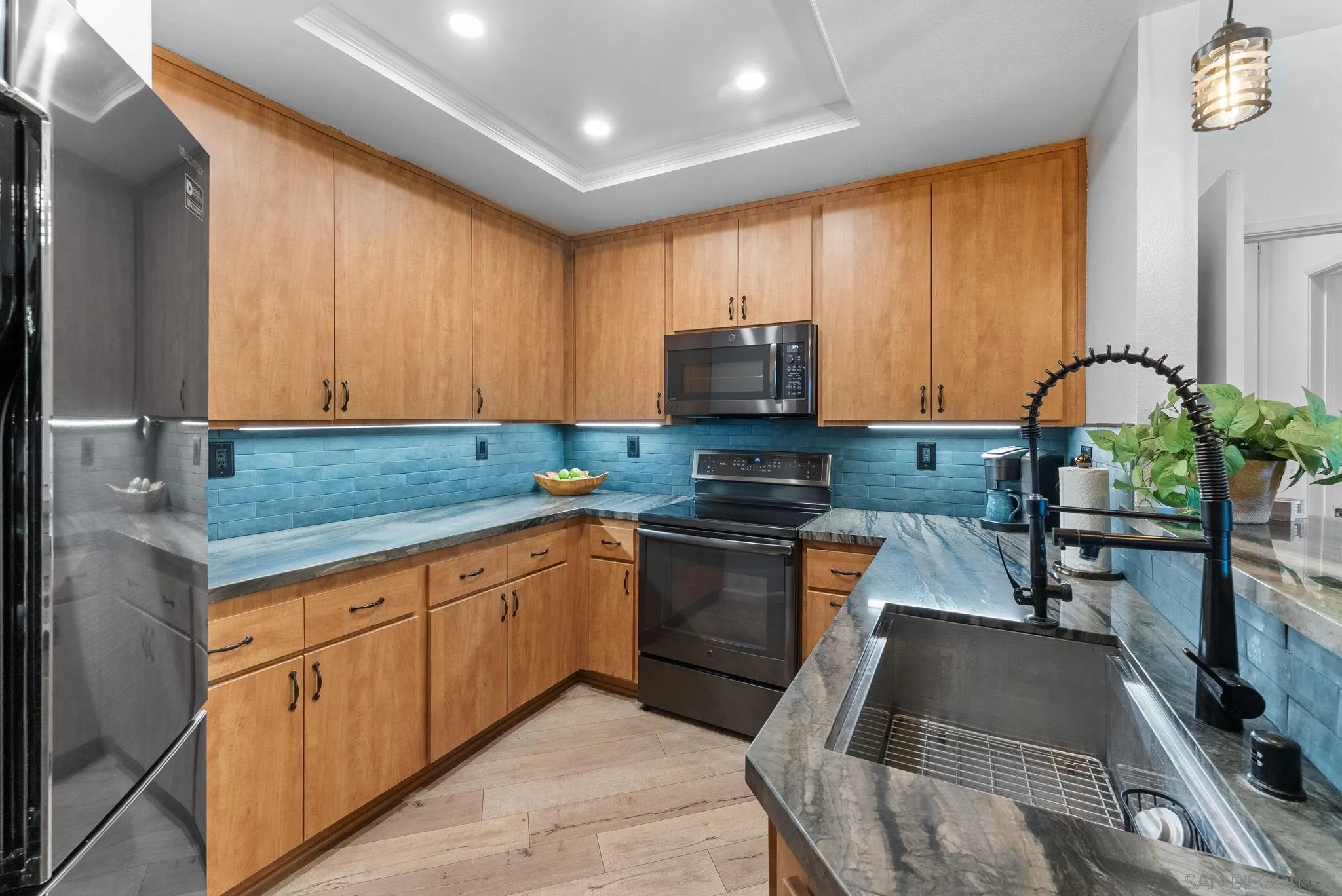 7402 Fortuna Vista Ct 17