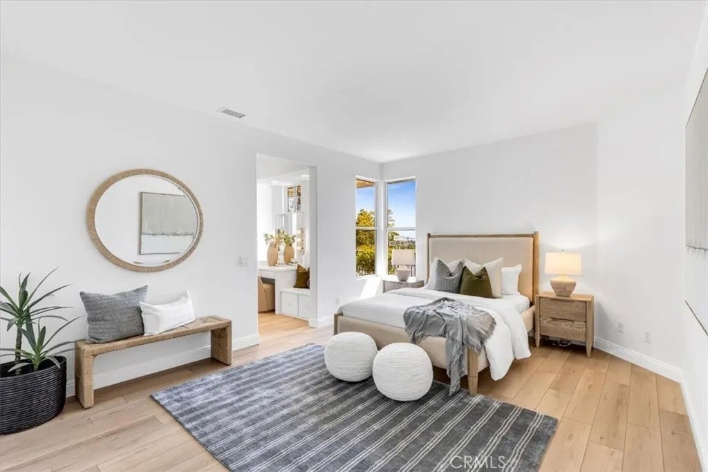 7041 Crane Court