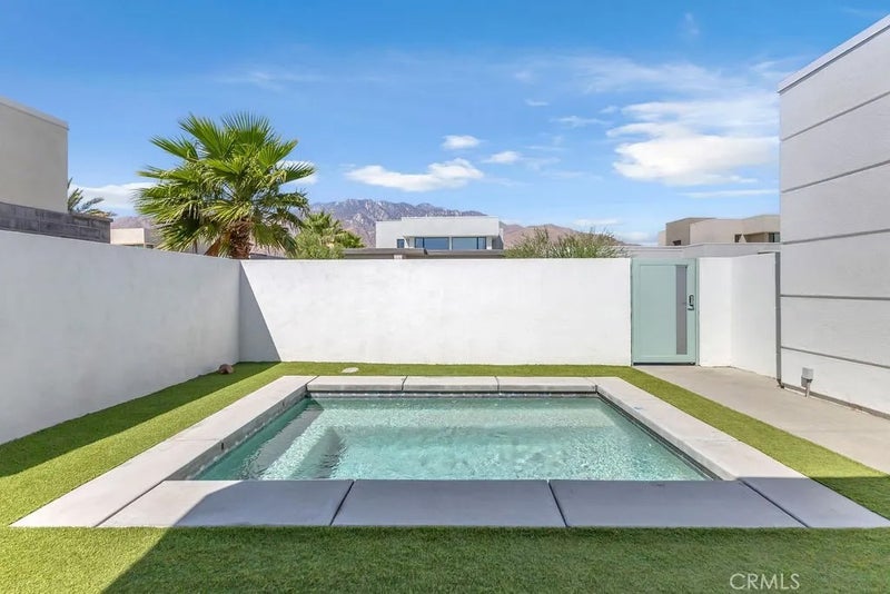 3712 Ambassador Drive