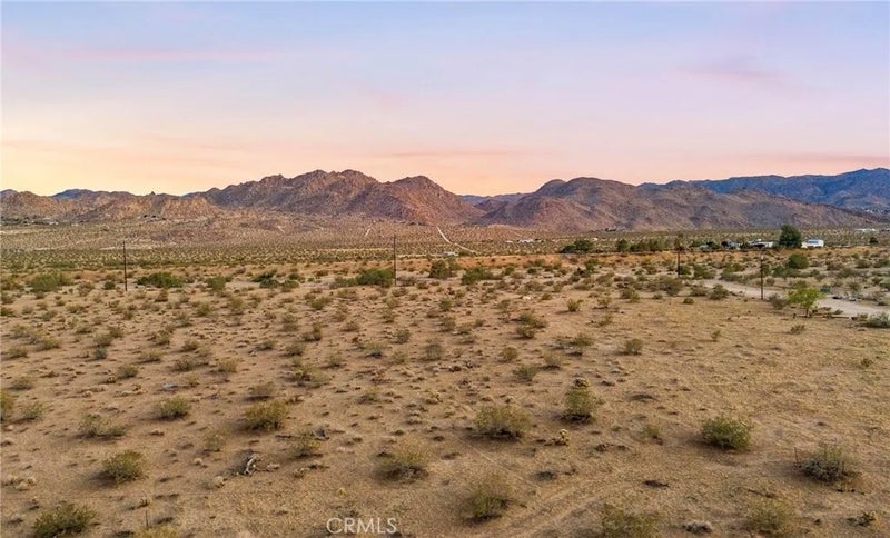 62941 Desert Trail