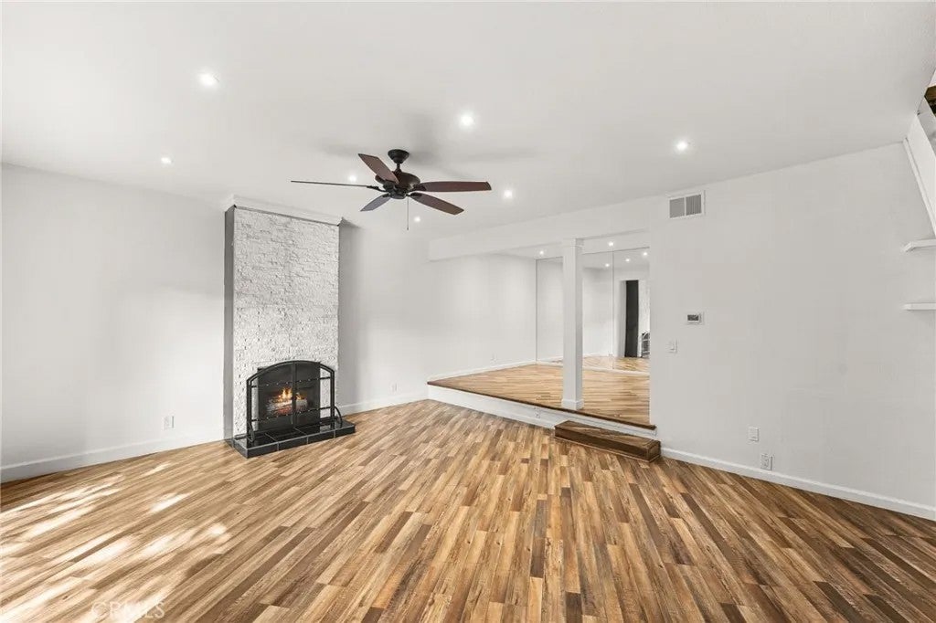 3462 W 170th