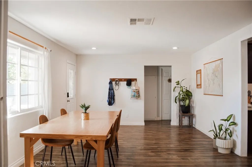 7177 Sunny Place