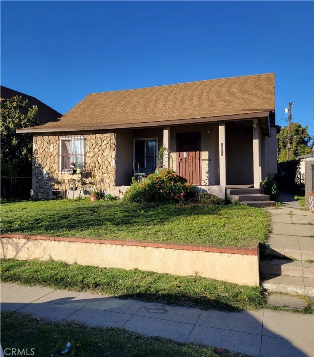 Photo of 1163 E 27th St, Los Angeles, CA 90011 (MLS # CV26049044)