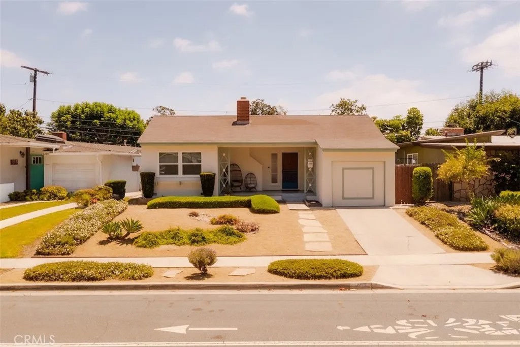 6202 E Wardlow