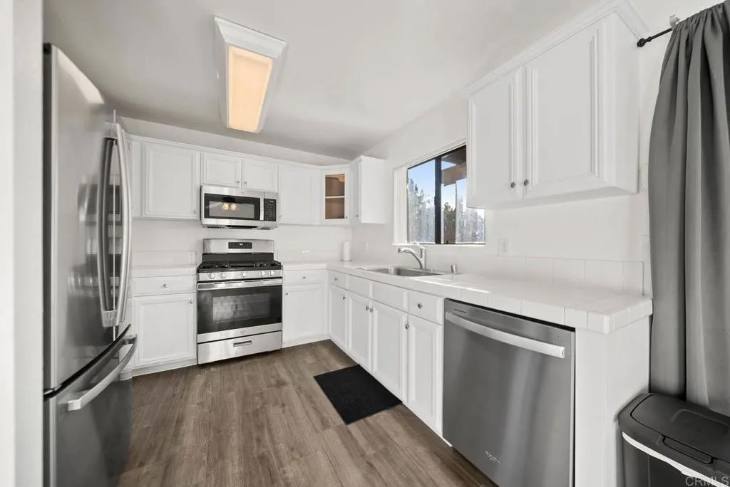 2636 Alpine Boulevard C