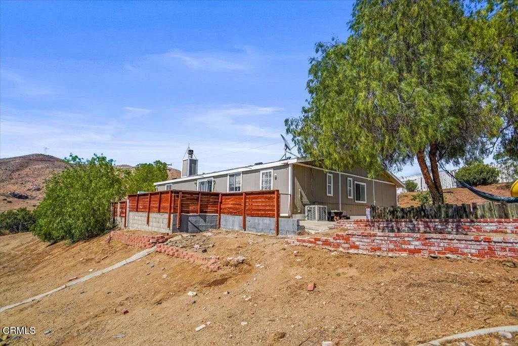 510 E Soledad Pass Road