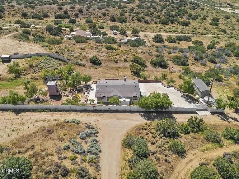 510 E Soledad Pass Road