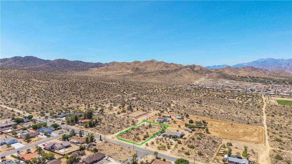 Photo of 8804 Warren Vista, Yucca Valley, CA 92284 (MLS # JT26185156)