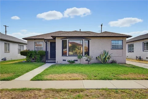 904 N Evers Avenue, Compton, CA 90220 - #: SB26158812