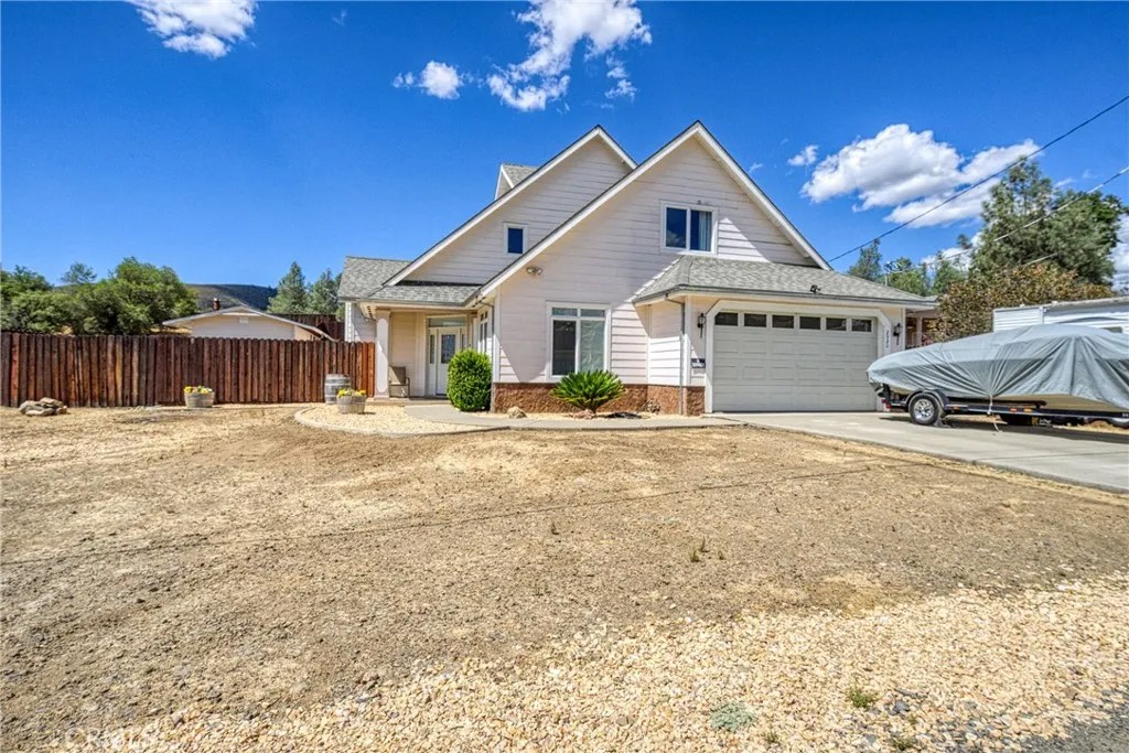 2920 Meadow Creek Road