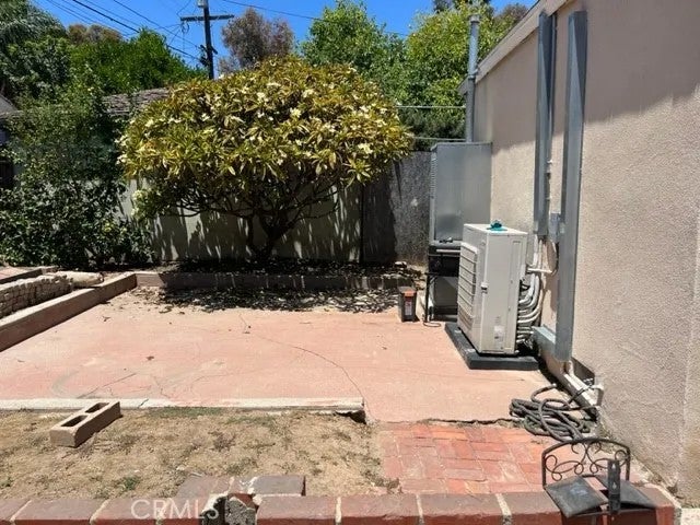147 S Bleakwood Avenue