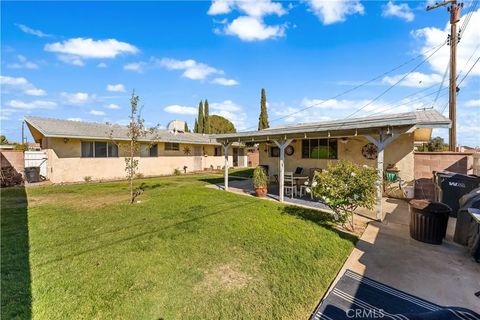 Tiny photo for 2130 Orange Street, Rosamond, CA 93560 (MLS # SR25246956)