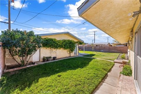 Tiny photo for 2130 Orange Street, Rosamond, CA 93560 (MLS # SR25246956)