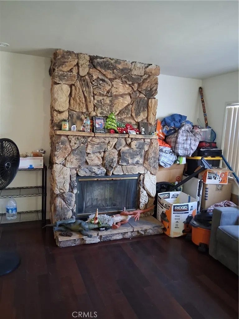 270 E Heath Lane